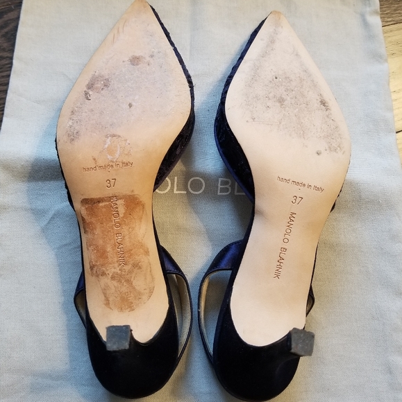 MANOLO BLAHNIK Crocheted Slingback Pumps - Picture 6 of 6